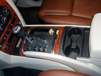 jeep commander center console